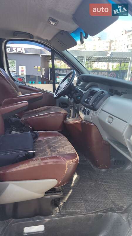 Минивэн Renault Trafic 2009 в Запорожье