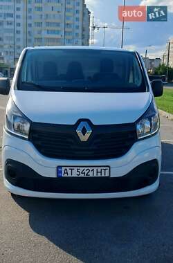 Вантажний фургон Renault Trafic 2018 в Івано-Франківську