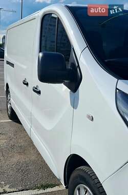 Вантажний фургон Renault Trafic 2018 в Івано-Франківську