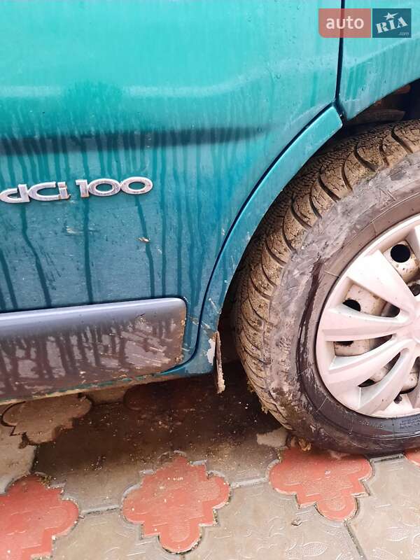 Мінівен Renault Trafic 2002 в Тернополі