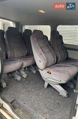 Мінівен Renault Trafic 2015 в 