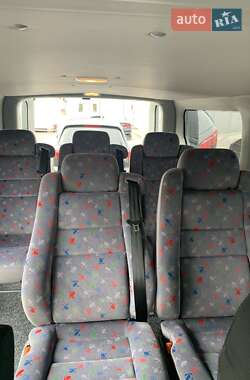 Мінівен Renault Trafic 2015 в 