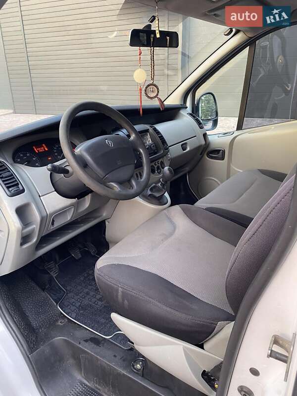 Мінівен Renault Trafic 2006 в Броварах