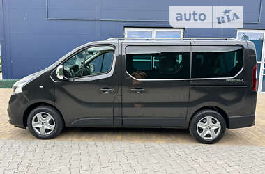 Минивэн Renault Trafic 2019 в 