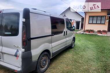 Мінівен Renault Trafic 2003 в Вижниці