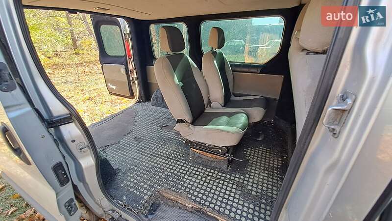 Минивэн Renault Trafic 2007 в Близнюках