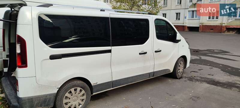 Минивэн Renault Trafic 2016 в Хмельницком фото 3 Минивэн Renault Trafic 2016 в Хмельницком