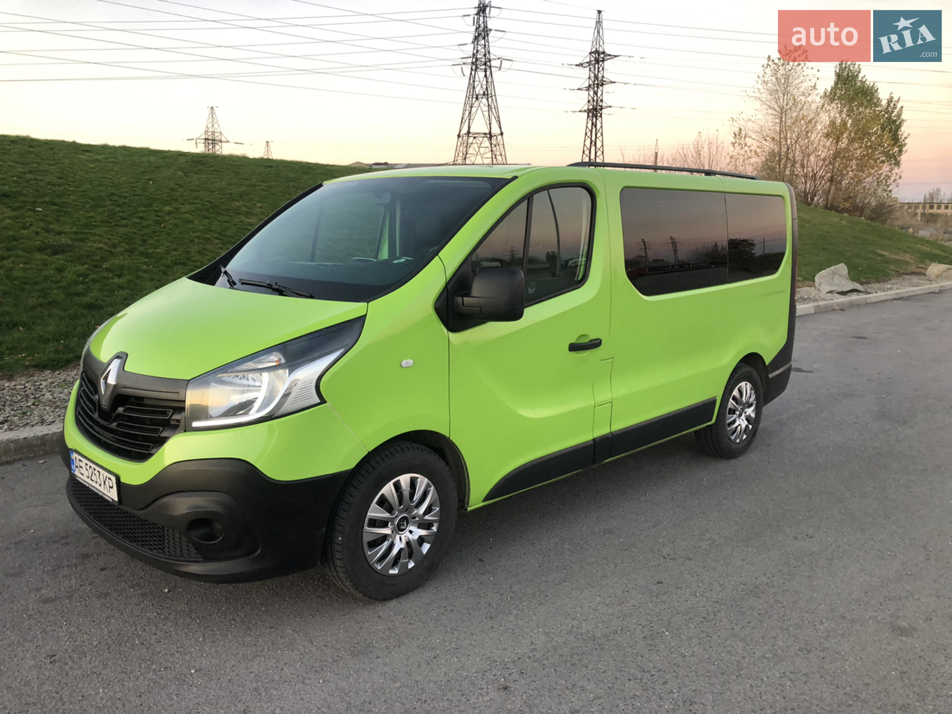 2016 Renault Trafic - фото 1