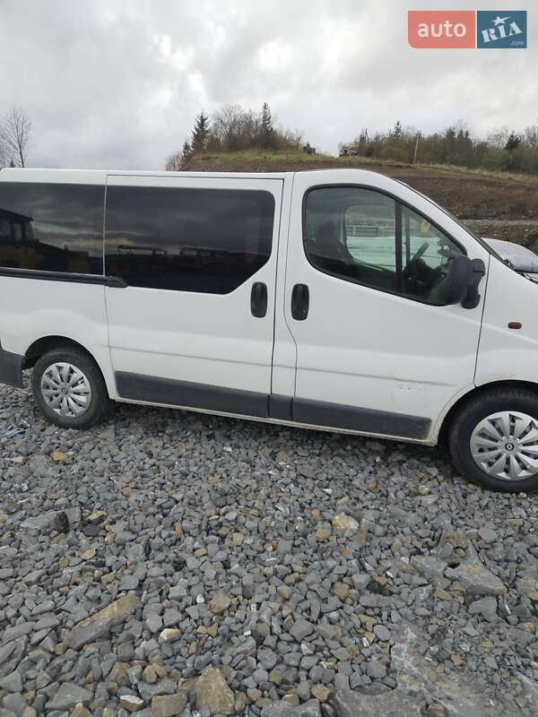 Минивэн Renault Trafic 2003 в Ужгороде