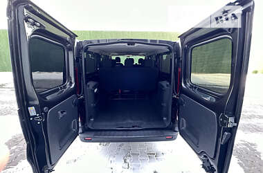 Минивэн Renault Trafic 2015 в 