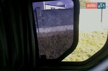 Минивэн Renault Trafic 2003 в Ровно