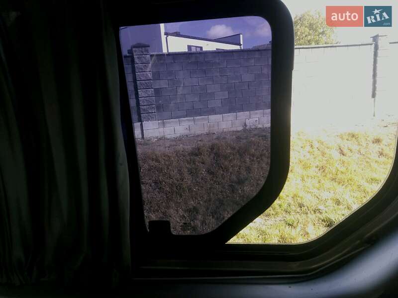 Минивэн Renault Trafic 2003 в Ровно