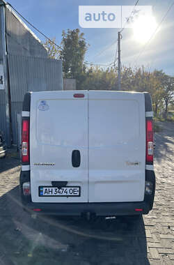 Грузовой фургон Renault Trafic 2012 в 