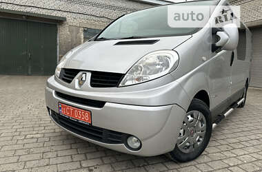 Вантажопасажирський фургон Renault Trafic 2012 в Бродах