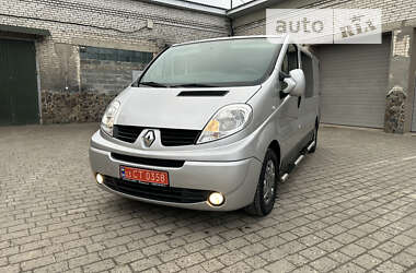 Вантажопасажирський фургон Renault Trafic 2012 в Бродах