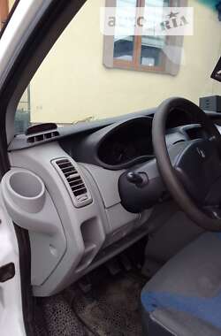 Мінівен Renault Trafic 2011 в Луцьку