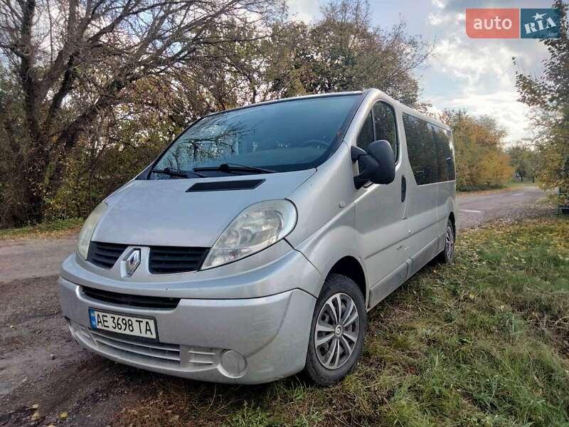 Микроавтобус Renault Trafic 2008 в Каменском