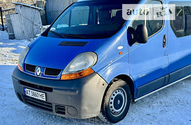 Мінівен Renault Trafic 2004 в 