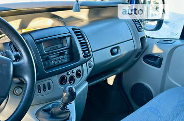 Мінівен Renault Trafic 2004 в 