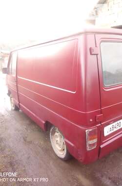 Минивэн Renault Trafic 1987 в Черновцах