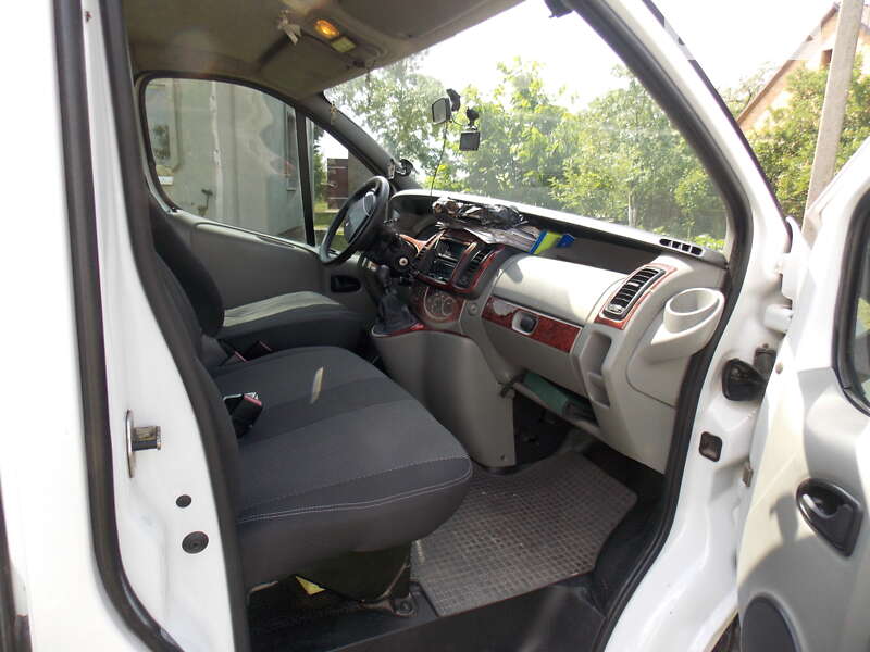 Минивэн Renault Trafic 2005 в Луцке