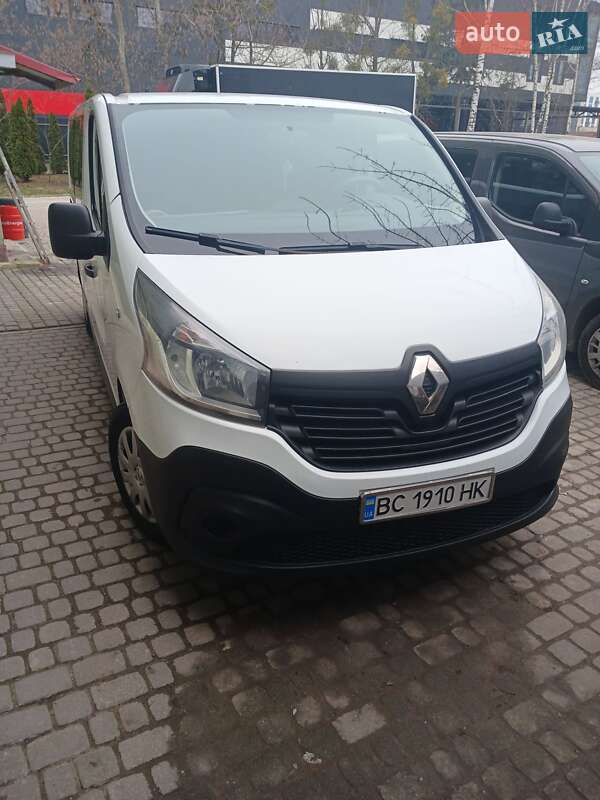 Renault Trafic 2015