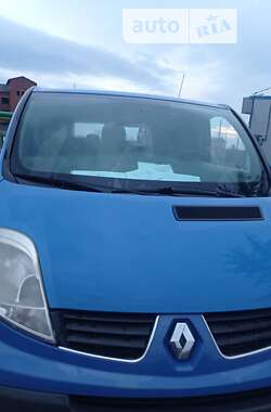 Минивэн Renault Trafic 2011 в Борщеве