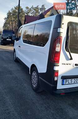 Минивэн Renault Trafic 2017 в 