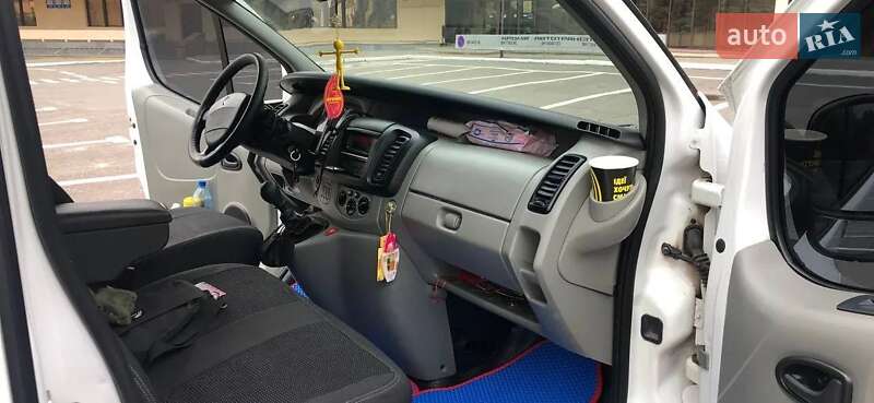 Минивэн Renault Trafic 2008 в Одессе