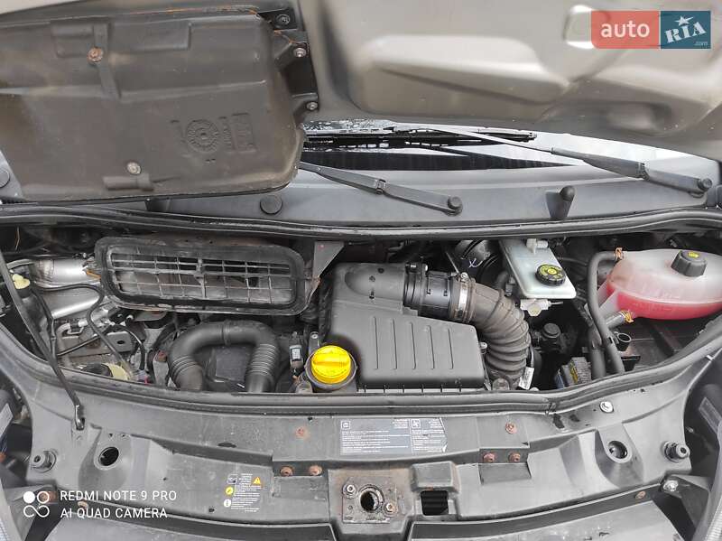 Минивэн Renault Trafic 2008 в Львове