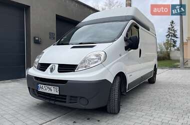 Грузовой фургон Renault Trafic 2014 в 