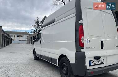 Грузовой фургон Renault Trafic 2014 в 