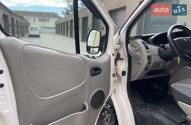 Грузовой фургон Renault Trafic 2014 в 