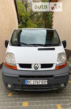 Вантажний фургон Renault Trafic 2005 в Львові