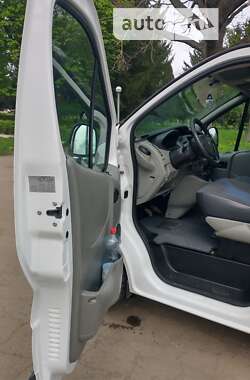 Минивэн Renault Trafic 2010 в Владимир-Волынском