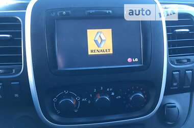 Грузовой фургон Renault Trafic 2014 в Радивилове