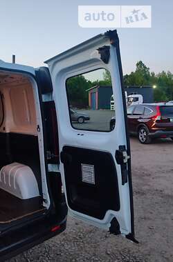 Вантажний фургон Renault Trafic 2020 в Млиніві