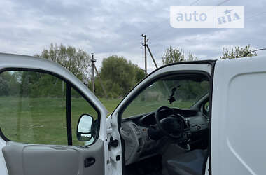 Вантажний фургон Renault Trafic 2013 в Млиніві