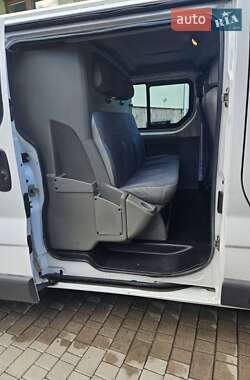 Мінівен Renault Trafic 2006 в 