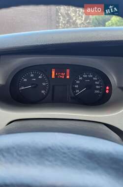 Мінівен Renault Trafic 2006 в 