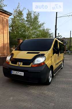 Минивэн Renault Trafic 2002 в Кривом Роге