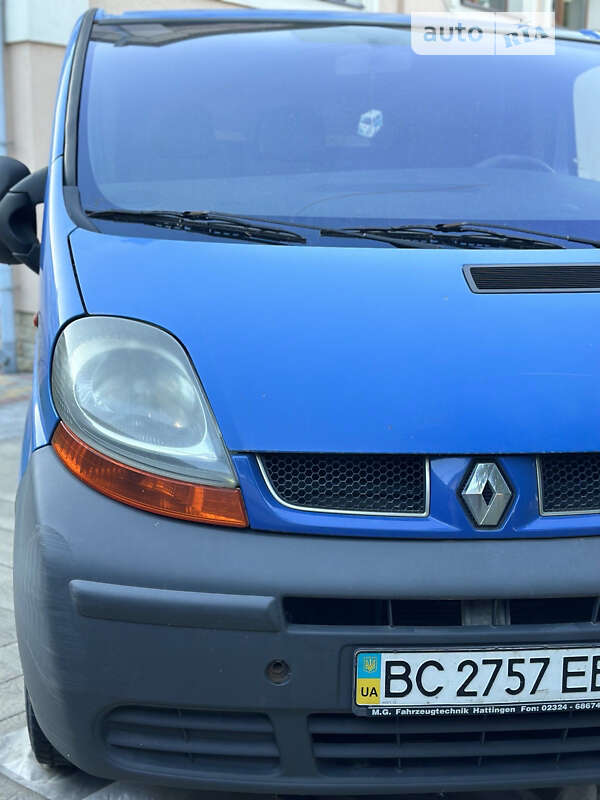 Renault Trafic 2004