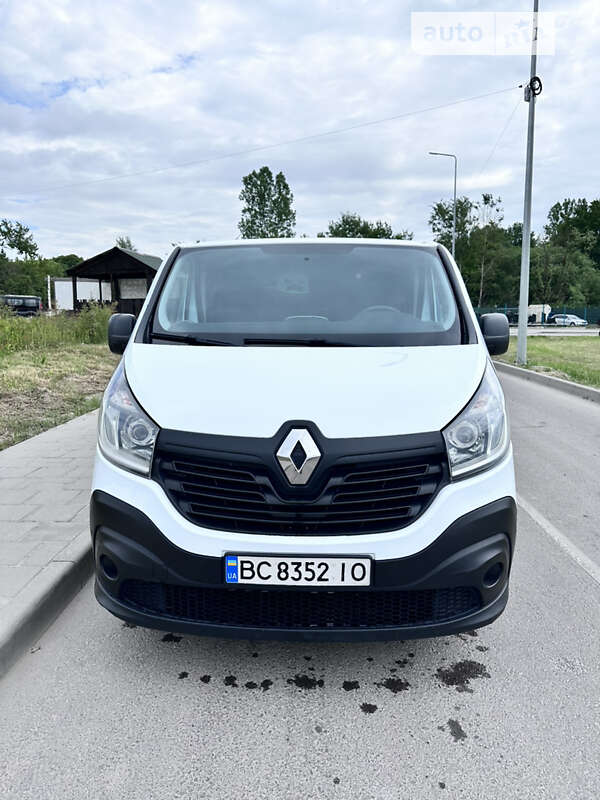 Мінівен Renault Trafic 2017 в Львові