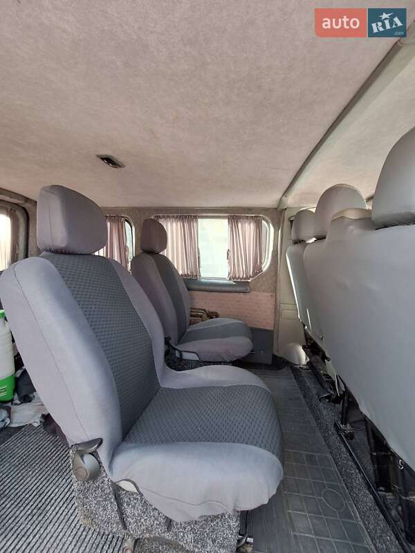 Мінівен Renault Trafic 2005 в Житомирі