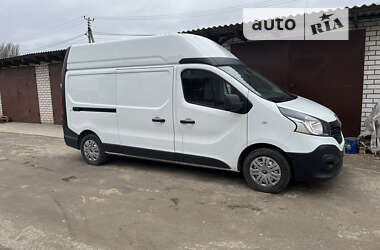 Вантажний фургон Renault Trafic 2016 в Вишневому