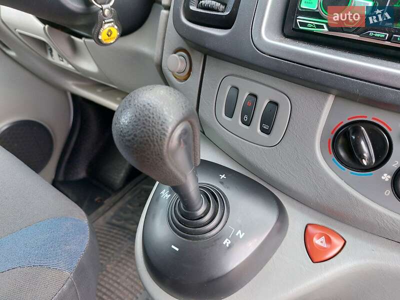 Мінівен Renault Trafic 2012 в Харкові фото 12 Мінівен Renault Trafic 2012 в Харкові