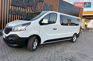 Минивэн Renault Trafic 2019 в Рокитном
