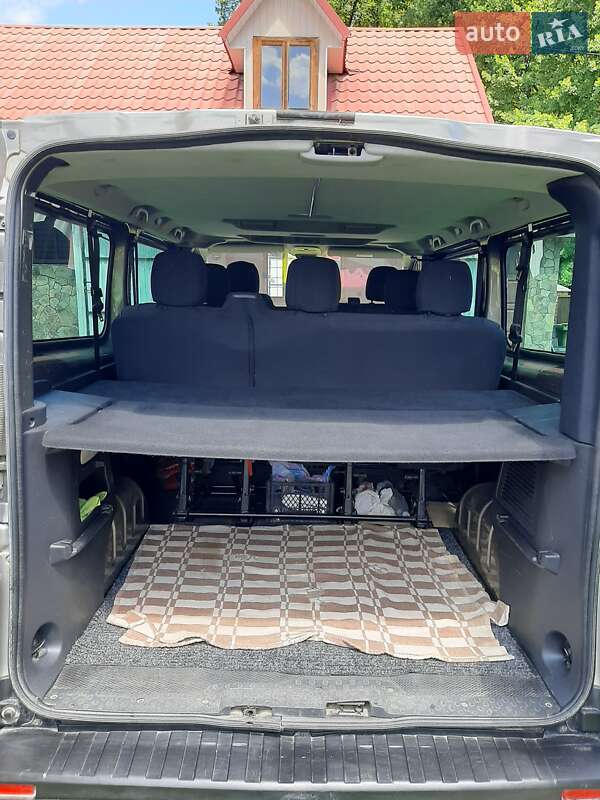 Мінівен Renault Trafic 2016 в Чернівцях