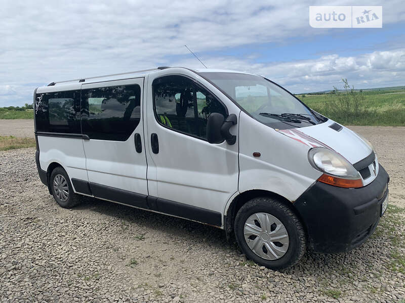 Мінівен Renault Trafic 2002 в Коломиї