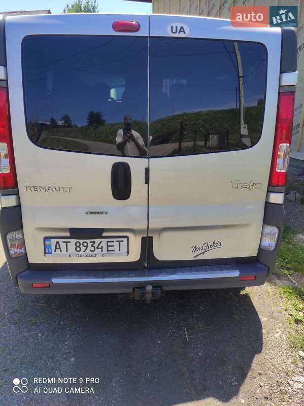 Минивэн Renault Trafic 2008 в Ворохте